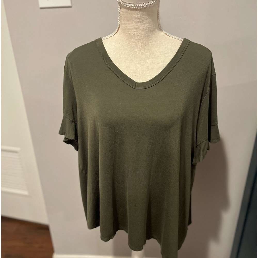 Green envelope 2x olive green top